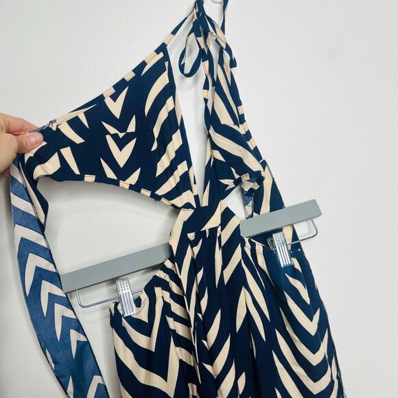 Shein Navy Blue Nude Chevron Print Maxi Dress Cutout Top Sz XS/2 Vacation Resort - Picture 3 of 8